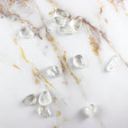 Pierre roulée de quartz clair